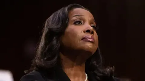US Appeals Court Prevents Trump from Removing Fed Governor Cook